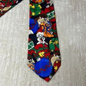Vintage Warner Bros Looney Tunes Mania Christmas Holiday Tie
